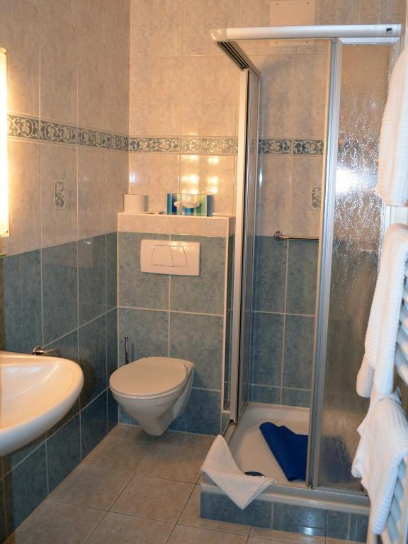 Hotel Zum Goldenen Hirsch Bad Bevensen Bilik gambar